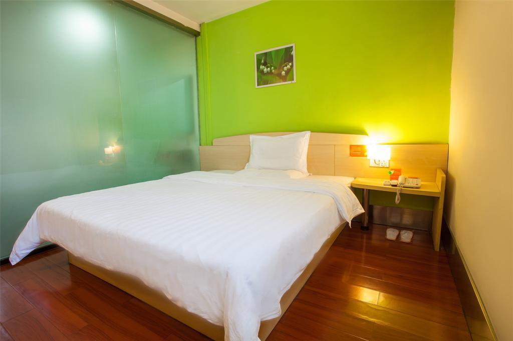 7Days Inn Chengdu Century City New Exhibition Center Bagian luar foto